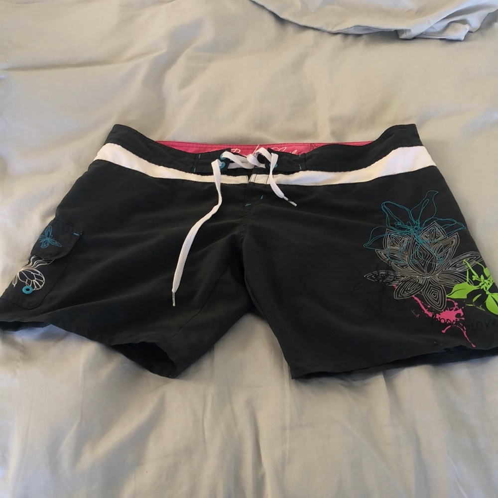 Perfect for SUP! Body glove board shorts - size large